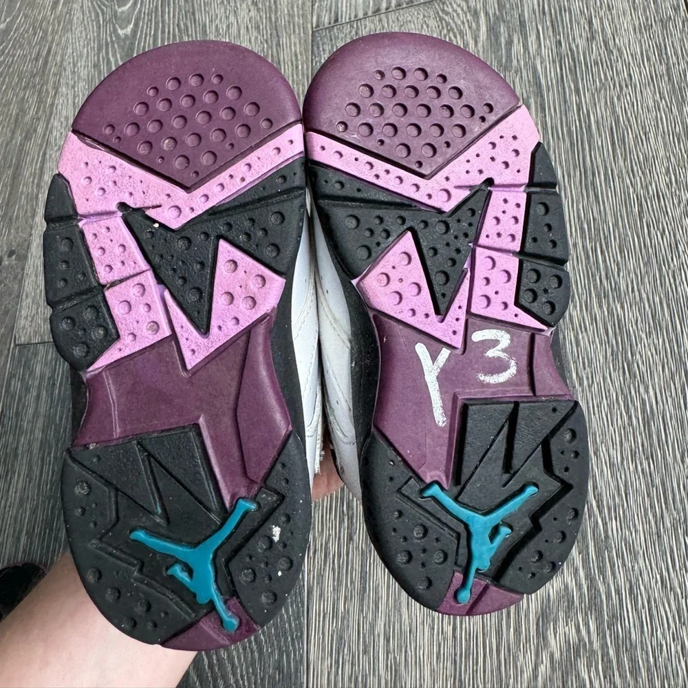 Jordan 7 Retro TD in Fuchsia Glow Size 6C